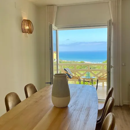 Oceanview Apartament *